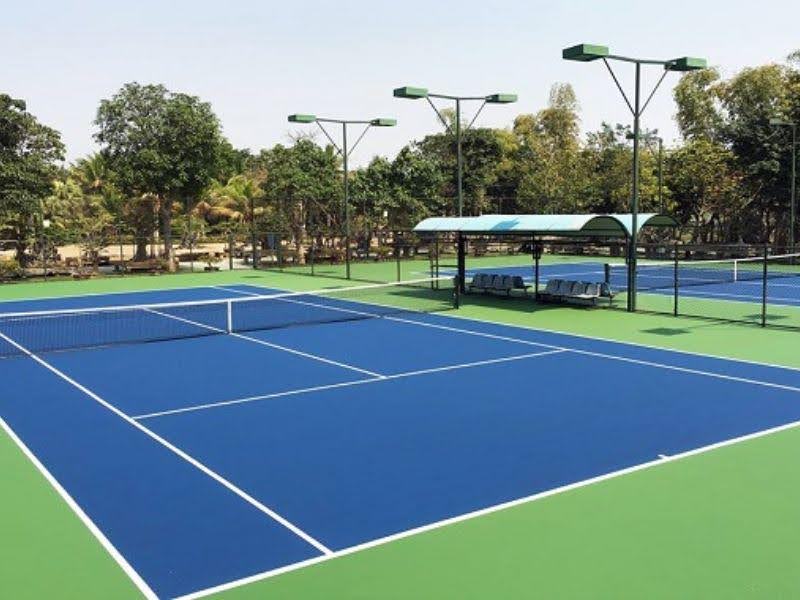 So sánh báo giá thi công sân pickleball tại thành phố & nông thôn